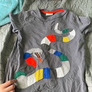 Mini Boden size 4/5 snake shirt